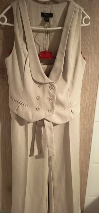 Conjunto Mango Chaleco y Pantalón Beige,pantalón c
