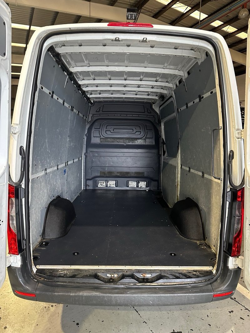 Mercedes-Benz Sprinter 2023, foto 16