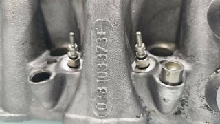 Skoda 597938 038103373e culata octavia berlina