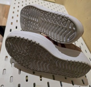 Zapatillas.Piel. Adidas Niño.-a.Talla 36
