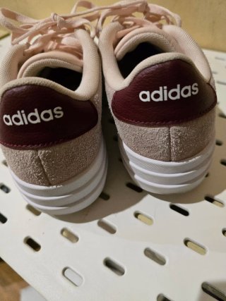 Zapatillas.Piel. Adidas Niño.-a.Talla 36