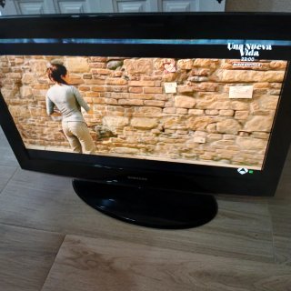 Televisión Samsung Antigua