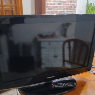 Televisión Samsung Antigua