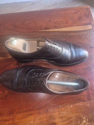 Zapatos Berwick 1707 Marrones