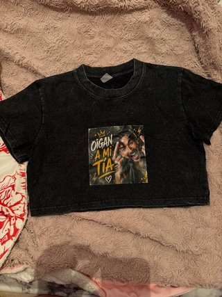 Camiseta Crop Top Oigan a mi Tía talla S