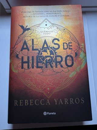 Rebecca Yarros