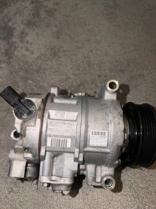 Compresor AC Audi A4 2.0 TDI B7