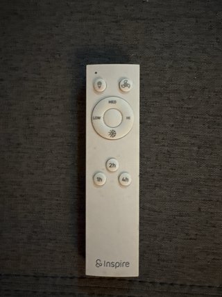 Ventilador de techo blanco