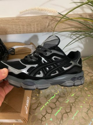 Bambas Asics Negras