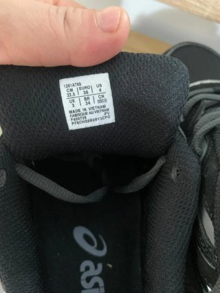 Bambas Asics Negras