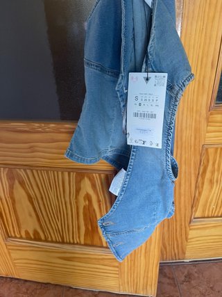 Chaleco vaquero Zara