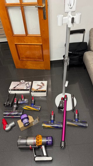 Aspirapolvere Dyson V15 + Nuovi Spazzole