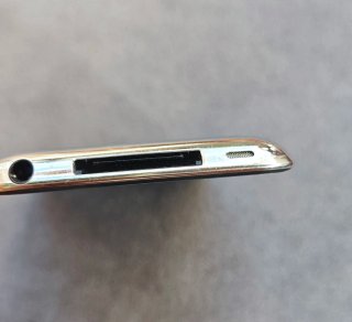 iPod Touch 4ª Gen 16GB + Cable y Cargador