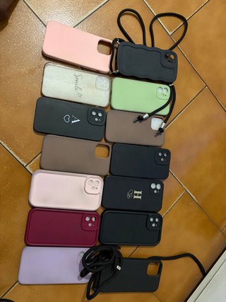Fundas iPhone 12 (varios colores)  (2€ por funda)