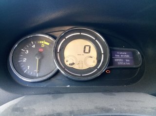Renault 526724 237100307r centralita motor megane
