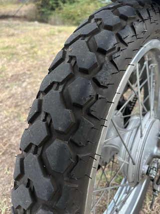 Suzuki DR 125