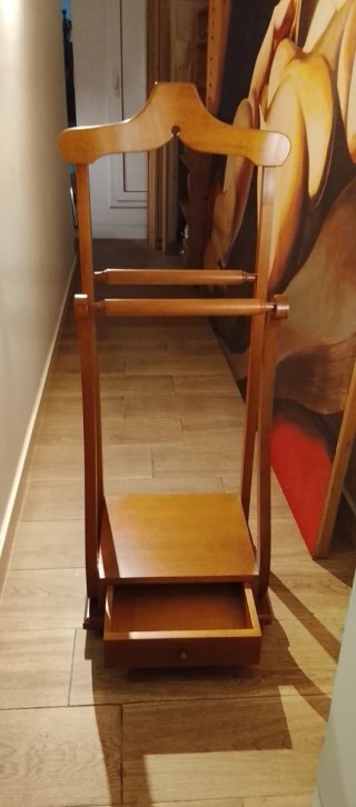 Galán de noche de madera