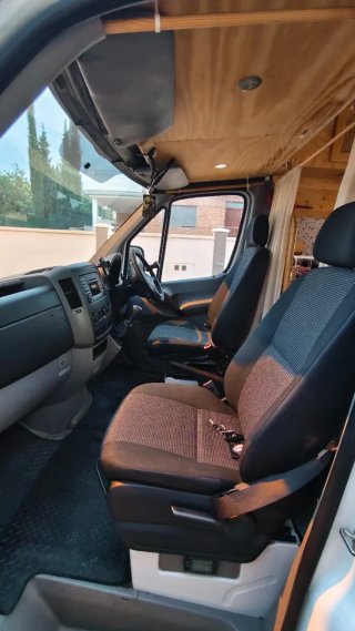 Mercedes-Benz Sprinter 2012