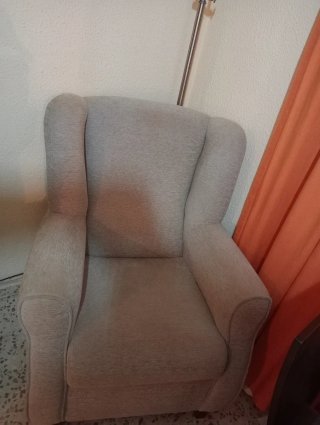 Sofá de 2 plazas color beige