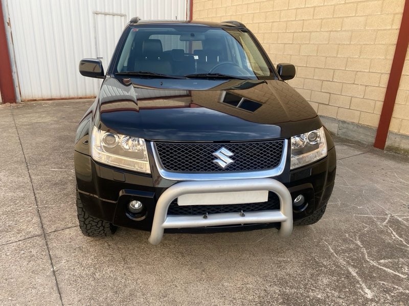 Suzuki Grand Vitara 2006 1.9 DDIS - foto 1