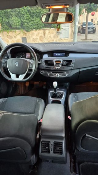 Renault Laguna 2010