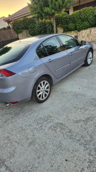 Renault Laguna 2010