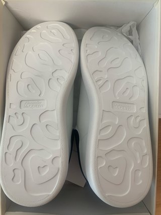 Alexander McQueen Zapatos Blancos y Negros