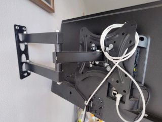 TV Toshiba 32"+ Base de pared+Cable para antena