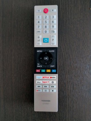 TV Toshiba 32"+ Base de pared+Cable para antena