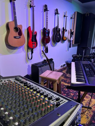 Sala de ensayo Alquiler estudio musical por horas