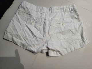 Calções brancos C&A 38