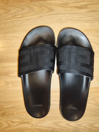 Chanclas Versace Negras