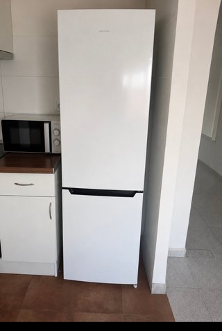 Nevera Cecotec Blanca Nueva