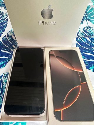 iPhone 16 Pro Max Dorado 256 GB