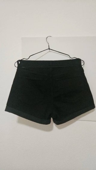 Shorts vaqueros negros Bershka