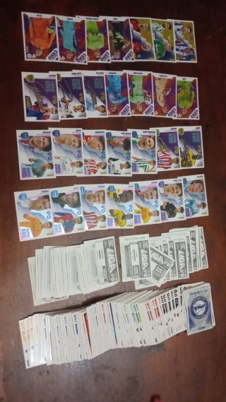 Lotes cromos Liga Este 23/24, 24/25, 25/26, 26/27
