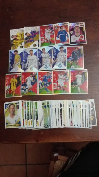 Lotes cromos Liga Este 23/24, 24/25, 25/26, 26/27