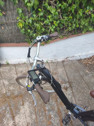 Bicicleta Eléctrica Paseo Negra