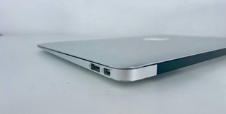 MacBook Air 11,6 (A1466) 2015.