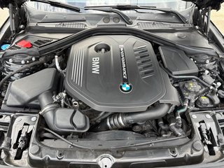 BMW M240i