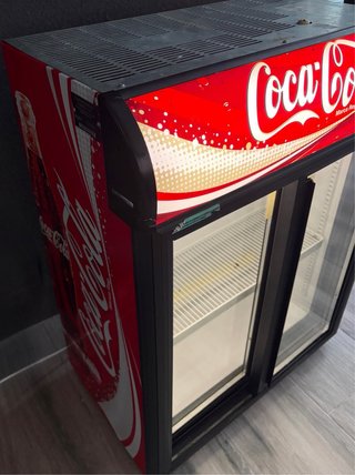 Nevera  expositor Coca-Cola