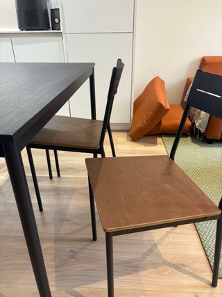 Mesa comedor negra 110x60 + 4 sillas