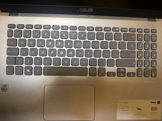 ASUS i3 8GB RAM 512GB SSD