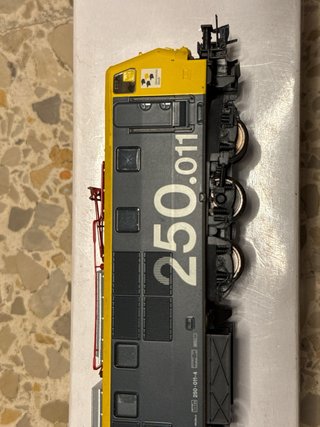 Roco 62420 Renfe 250 Taxi H0 con chip y sonido