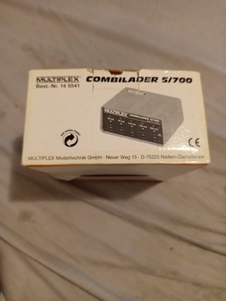 Multiplex Combilader 5/700 cargador