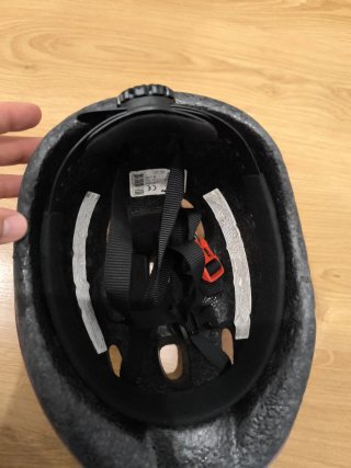 Casco rosa infantil