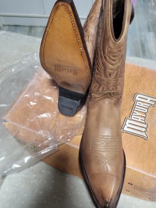 Botas de cuero Mayura marrones