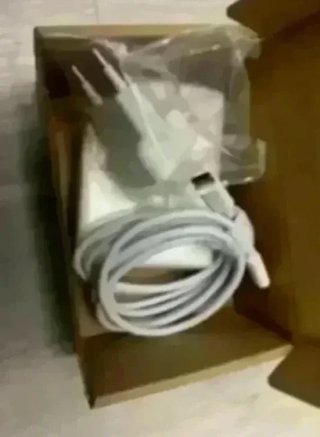 Cargador 140W USB-C (enchufe + cable)