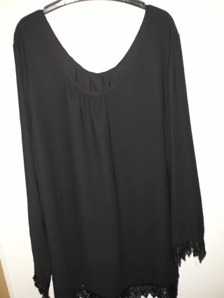 Blusón negro XL con encaje
