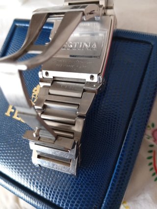Reloj Festina Caja y Brazalete Acero de cuarzo